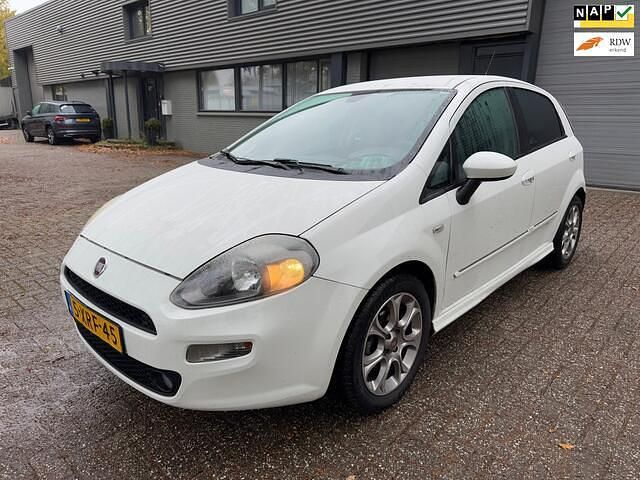 Wit Gebruikt 2014 Fiat Punto Evo Lounge Hatchback | € 3.250 (Goede deal) - Afbeelding 1/3