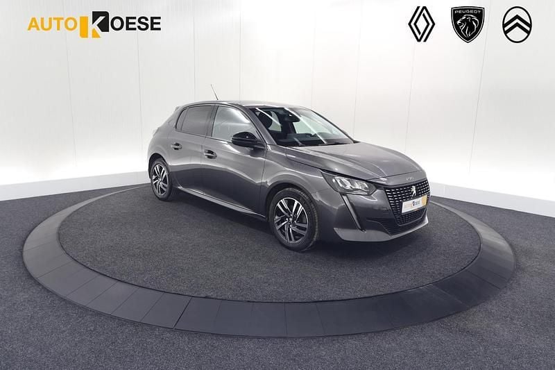 Grijs Gebruikt 2023 Peugeot 208 Allure Hatchback | € 18.795 (Eerlijke prijs) - Afbeelding 1/4