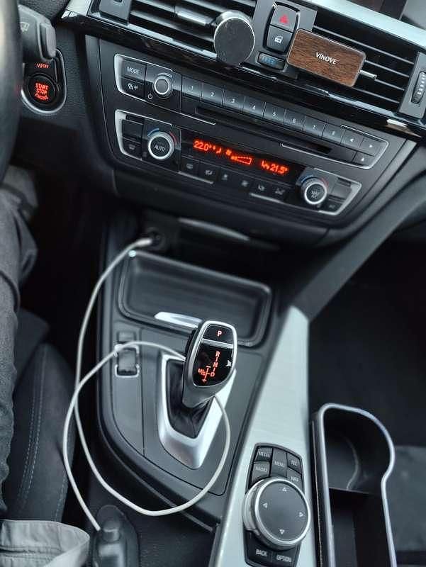 Occasion BMW 320 Executive 184 PK (135 kW) 2015 Zwart Stationwagen