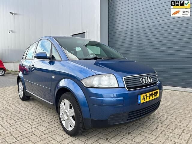 Blauw Gebruikt 2005 Audi A2 Hatchback | € 1.499 (Eerlijke prijs) - Afbeelding 1/4
