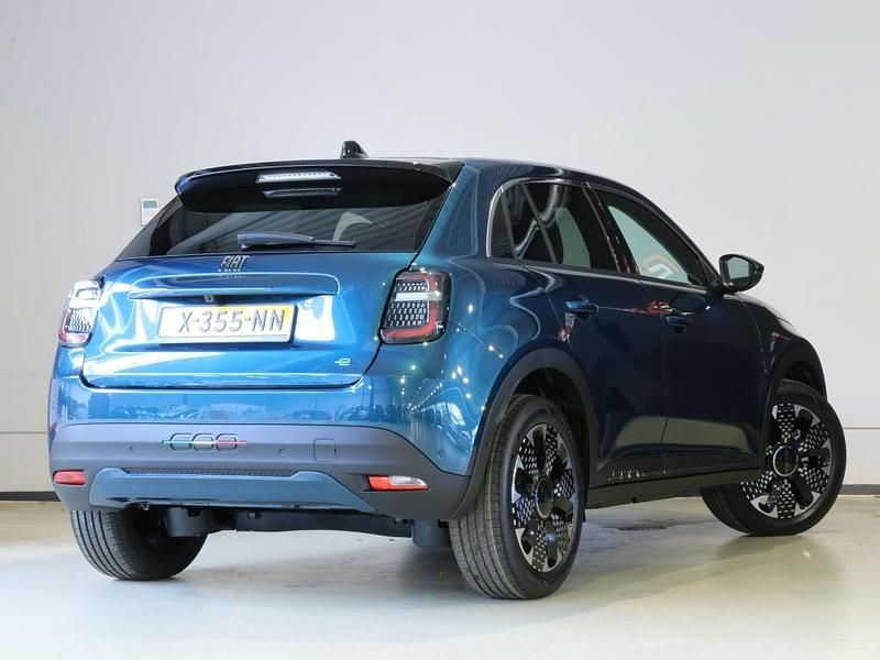 Occasion Fiat 600E La Prima 114 kW (156 PK) 2024 Blauw SUV