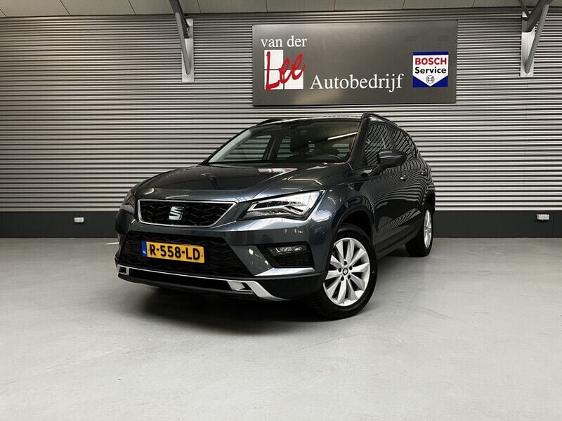 Grijs Gebruikt 2019 Seat Ateca Business SUV | € 18.950 (Goede deal) - Afbeelding 1/4