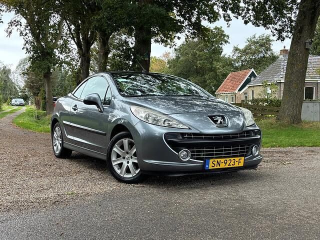 Grijs Gebruikt 2008 Peugeot 207 CC Cabriolet | € 1.750 (Super prijs) - Afbeelding 1/4