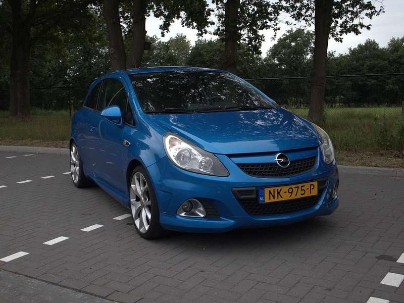 Blauw Occasion 2010 Opel Corsa OPC Hatchback | € 7.250 (Eerlijke prijs) - Afbeelding 1/4