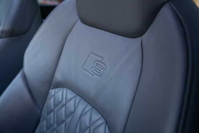 Occasion Audi e-tron Design 369 kW (503 PK) 2021 Bruin SUV