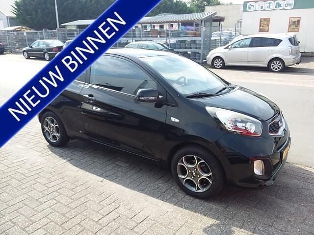 Zwart Gebruikt 2013 Kia Picanto Comfort Hatchback | € 4.350 (Eerlijke prijs) - Afbeelding 1/4