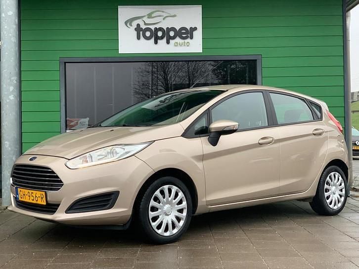Bruin Gebruikt 2015 Ford Fiesta Style Hatchback | € 5.695 (Goede deal) - Afbeelding 1/4