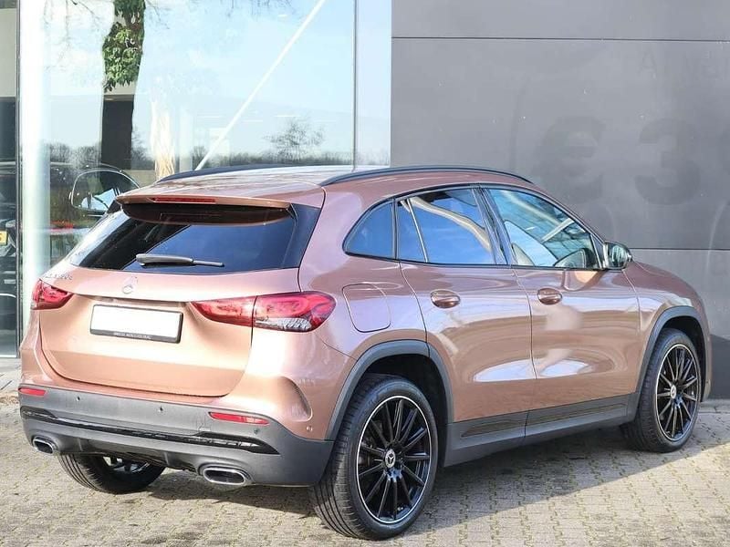 Occasion Mercedes GLA250 AMG line 160 PK (117 kW) 2022 Goud SUV