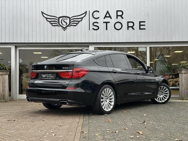 Occasion BMW 550 Executive 409 PK (300 kW) 2011 Zwart Hatchback