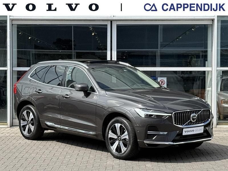 Grijs Gebruikt 2023 Volvo XC60 Plus SUV | € 49.750 (Goede deal) - Afbeelding 1/4