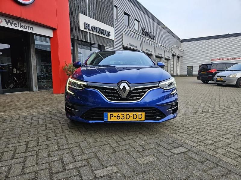 Occasion Renault Mégane GrandTour Intens 2022 Blauw Stationwagen