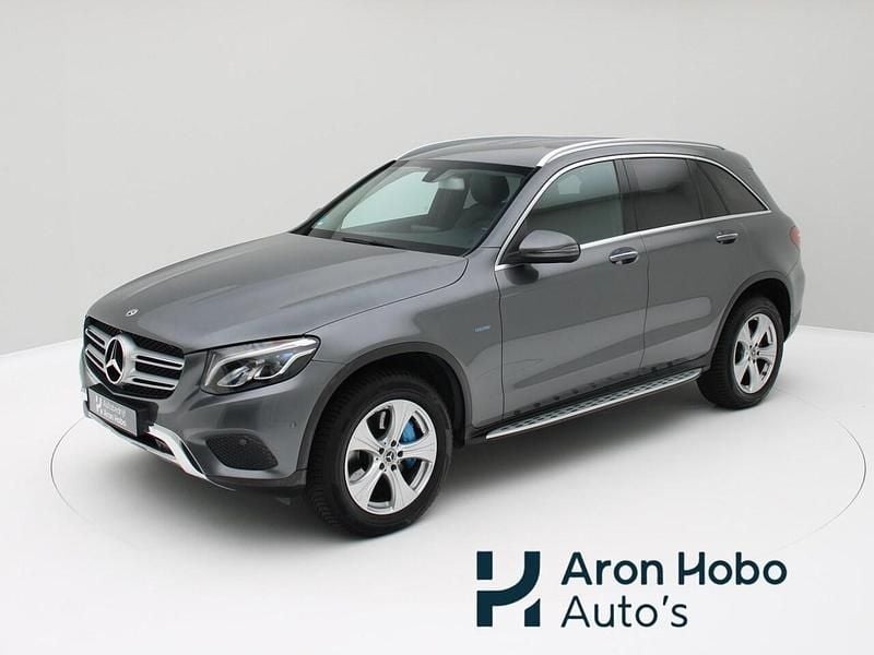 Grijs (metallic) Gebruikt 2017 Mercedes GLC350 SUV | € 24.950 (Eerlijke prijs) - Afbeelding 1/4