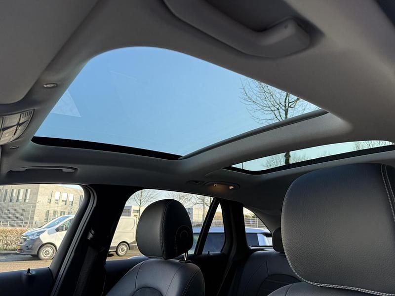 Occasion Mercedes GLC300 AMG 320 PK (235 kW) 2021 Zwart SUV