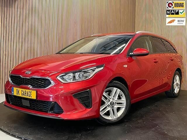 Rood Gebruikt 2021 Kia Ceed Sportswagon Stationwagen | € 15.945 (Eerlijke prijs) - Afbeelding 1/2