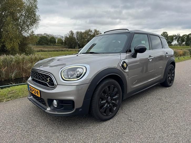 Gebruikt 2017 Mini Countryman SUV | € 17.795 - Afbeelding 1/4