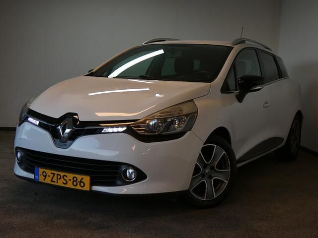 Wit Gebruikt 2015 Renault Clio GrandTour Night&Day Stationwagen | € 5.450 (Eerlijke prijs) - Afbeelding 1/4