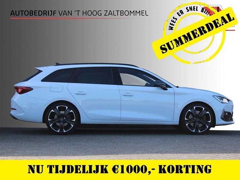 Wit Gebruikt 2022 Cupra Leon VZ Stationwagen | € 24.900 (Super prijs) - Afbeelding 1/2