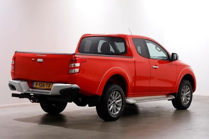 Occasion Mitsubishi L200 Intense 181 PK (133 kW) 2018 Rood Pickup