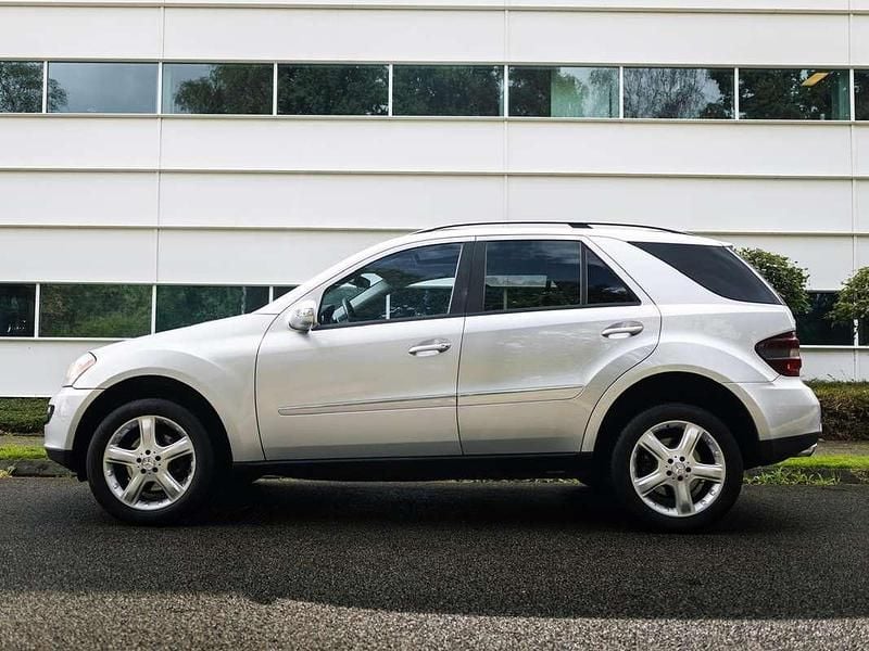 Occasion Mercedes ML500 306 PK (225 kW) 2006 , metallic lak SUV