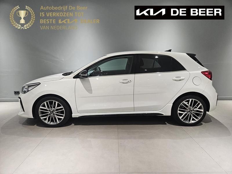 Wit Occasion 2022 Kia Rio GT-Line Hatchback | € 17.495 (Eerlijke prijs) - Afbeelding 1/4