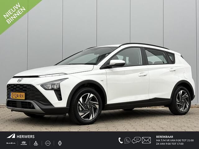 Atlas white (saw) Gebruikt 2024 Hyundai Bayon Comfort SUV | € 23.885 (Eerlijke prijs) - Afbeelding 1/4