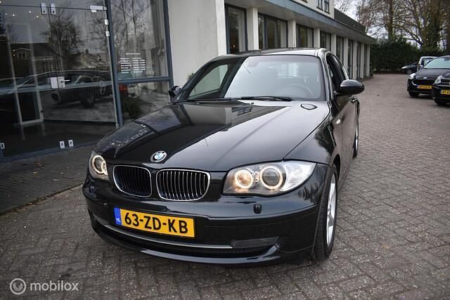 Occasion BMW 118 143 PK (105 kW) 2008 Zwart Hatchback