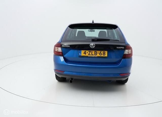 Occasion Skoda Rapid Comfort 86 PK (63 kW) 2015 Blauw Hatchback