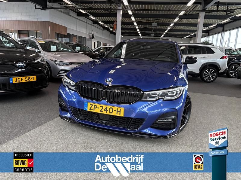 Blauw Gebruikt 2019 BMW 330 M Sport Sedan | € 28.950 (Iets duurder) - Afbeelding 1/4