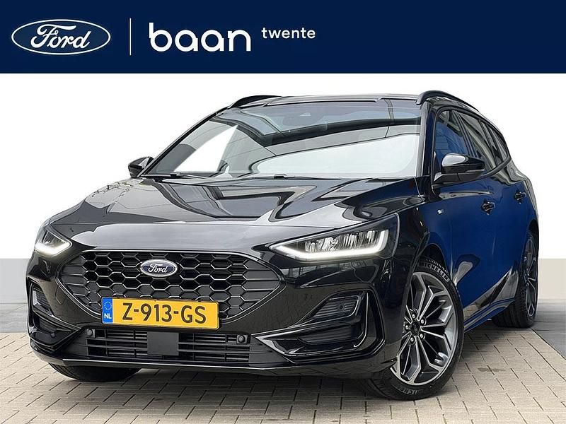 Zwart Gebruikt 2024 Ford Focus ST-Line X Stationwagen | € 29.890 (Iets duurder) - Afbeelding 1/4