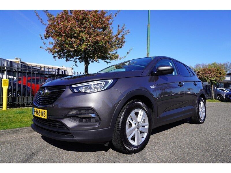 Grijs, metallic lak Gebruikt 2020 Opel Grandland X SUV | € 18.945 (Goede deal) - Afbeelding 1/4