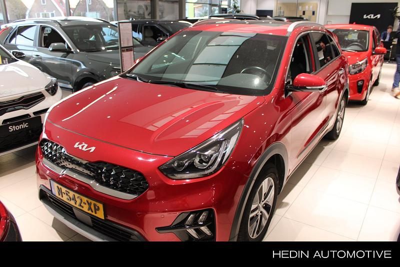 Rood Gebruikt 2022 Kia Niro SUV | € 25.950 (Eerlijke prijs) - Afbeelding 1/4