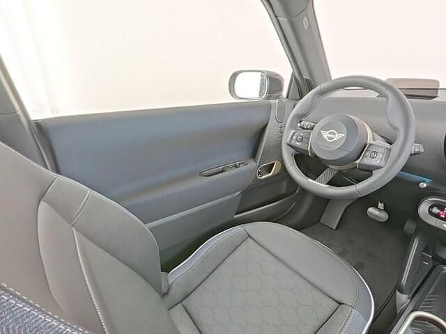 Nieuw Mini Cooper Classic 135 kW (184 PK) 2025 Grijs Hatchback