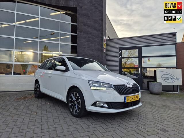 Wit Gebruikt 2020 Skoda Fabia Business Line Stationwagen | € 11.500 (Eerlijke prijs) - Afbeelding 1/4