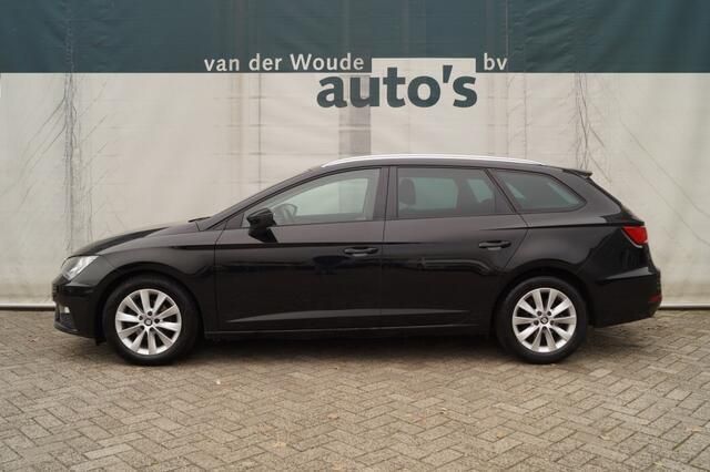 Zwart, metallic lak Gebruikt 2017 Seat Leon ST Business Stationwagen | € 9.900 (Eerlijke prijs) - Afbeelding 1/4