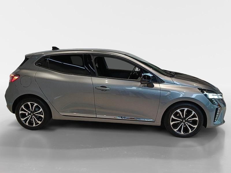 Occasion Renault Clio V Techno 91 PK (66 kW) 2023 Grijs Hatchback