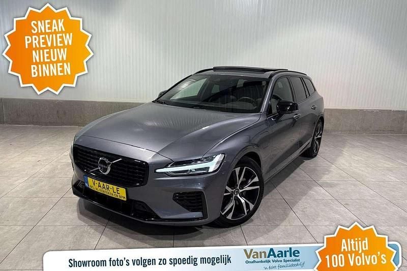 Grijs Gebruikt 2022 Volvo V60 R-Design Stationwagen | € 33.450 (Eerlijke prijs) - Afbeelding 1/3