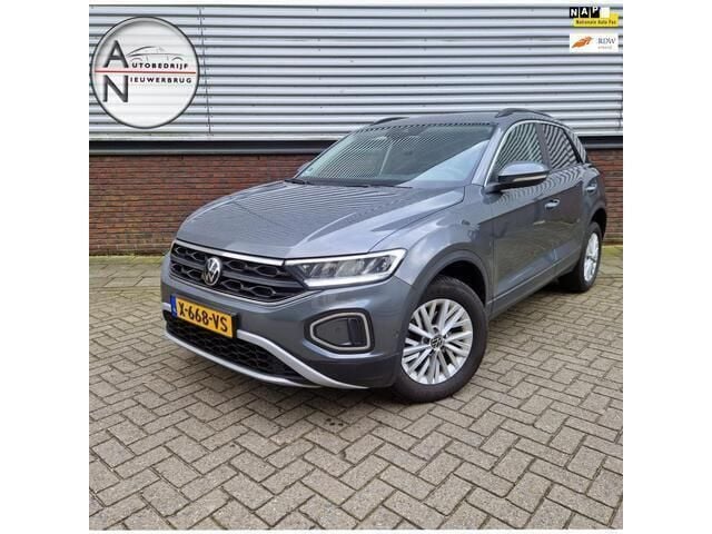 Grijs Gebruikt 2023 VW T-Roc Business SUV | € 23.995 (Goede deal) - Afbeelding 1/4