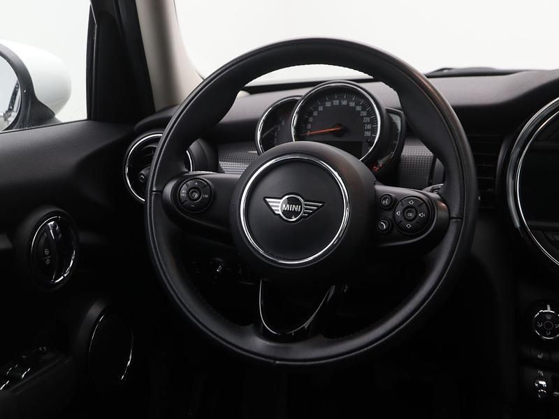 Occasion Mini Cooper Chili 136 PK (100 kW) 2020 Grijs Hatchback