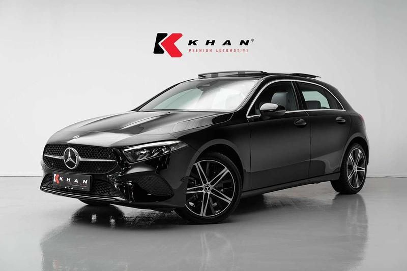 Zwart Gebruikt 2024 Mercedes A250 Business Hatchback | € 35.950 (Eerlijke prijs) - Afbeelding 1/4