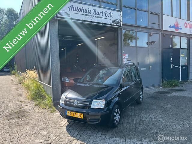 Zwart Gebruikt 2007 Fiat Panda Dynamic Hatchback | € 1.999 (Eerlijke prijs) - Afbeelding 1/4
