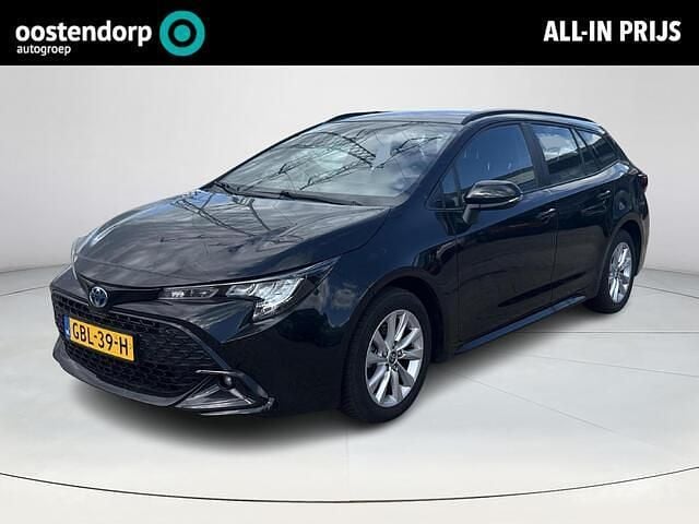 Zwart Gebruikt 2024 Toyota Corolla Active Stationwagen | € 27.450 (Eerlijke prijs) - Afbeelding 1/4