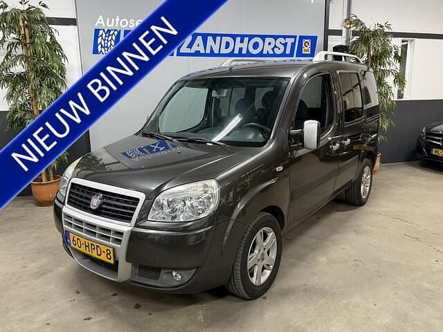 Grijs Gebruikt 2009 Fiat Doblò MPV | € 5.995 (Eerlijke prijs) - Afbeelding 1/4