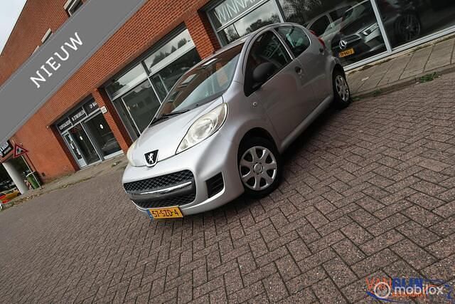 Grijs Gebruikt 2012 Peugeot 107 Hatchback | € 2.950 (Goede deal) - Afbeelding 1/4