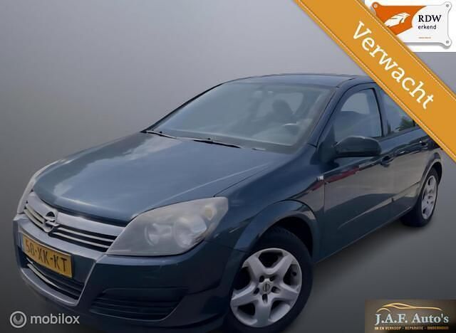 Grijs Gebruikt 2007 Opel Astra Hatchback | € 1.799 (Eerlijke prijs) - Afbeelding 1/4