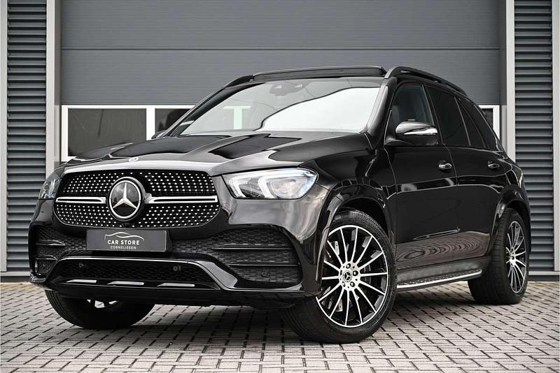 Zwart Gebruikt 2022 Mercedes GLE350 AMG SUV | € 72.950 - Afbeelding 1/4
