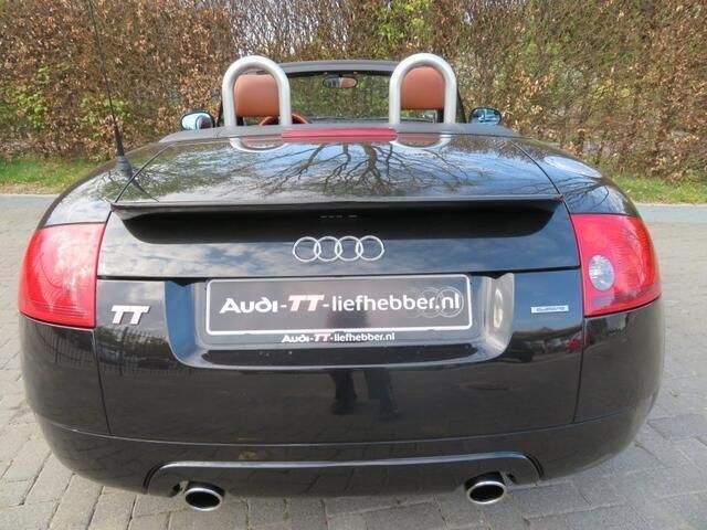 Occasion Audi TT Roadster 224 PK (164 kW) 2000 Zwart Cabriolet