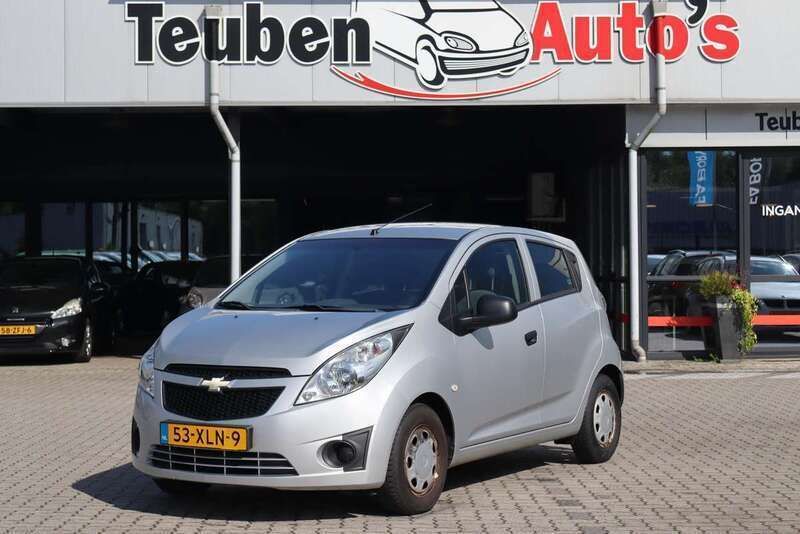Grijs Gebruikt 2012 Chevrolet Spark LS Hatchback | € 3.495 (Eerlijke prijs) - Afbeelding 1/4