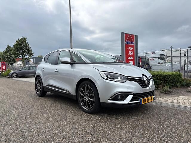 Grijs Gebruikt 2018 Renault Scénic IV Bose Edition MPV | € 14.900 (Goede deal) - Afbeelding 1/4