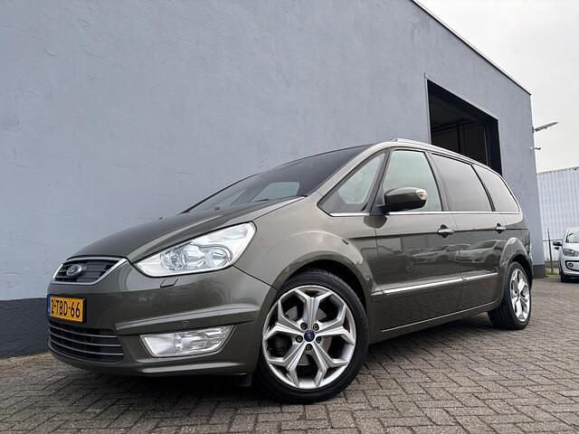 Groen Occasion 2014 Ford Galaxy Platinum MPV | € 11.950 (Eerlijke prijs) - Afbeelding 1/4