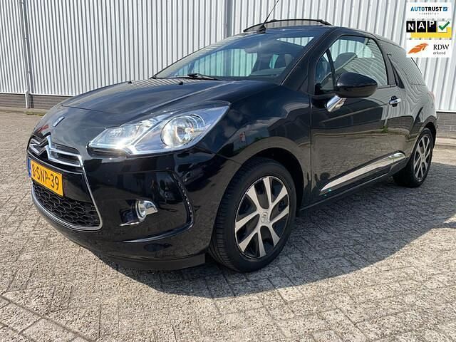 Zwart Gebruikt 2013 Citroën DS3 Cabriolet Chic Cabriolet | € 6.750 (Eerlijke prijs) - Afbeelding 1/4